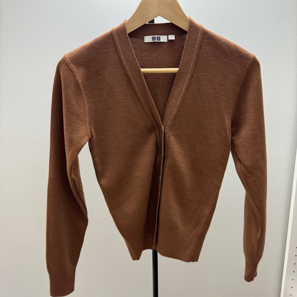 Uniqlo cardigan